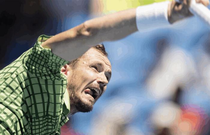 مدفيديف إلى الدور الثالث في أستراليا المفتوحة