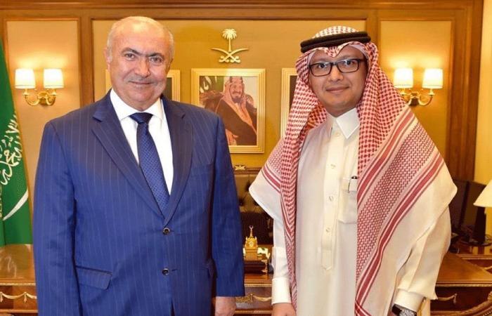 بخاري ومخزومي يبحثان التطورات السياسية والإقليمية