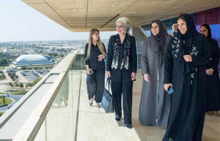 كرامي تختتم زيارة مؤسسة قطر للتربية والعلوم