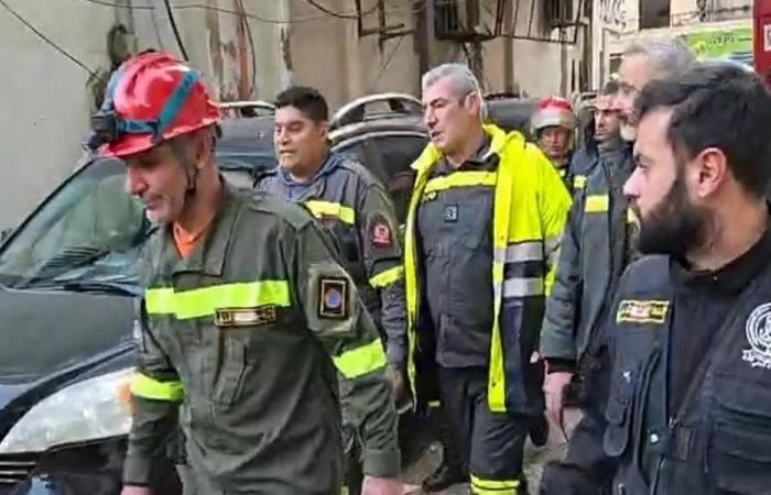 مساندة من الدفاع المدني لتسريع رفع الانقاض في طرابلس