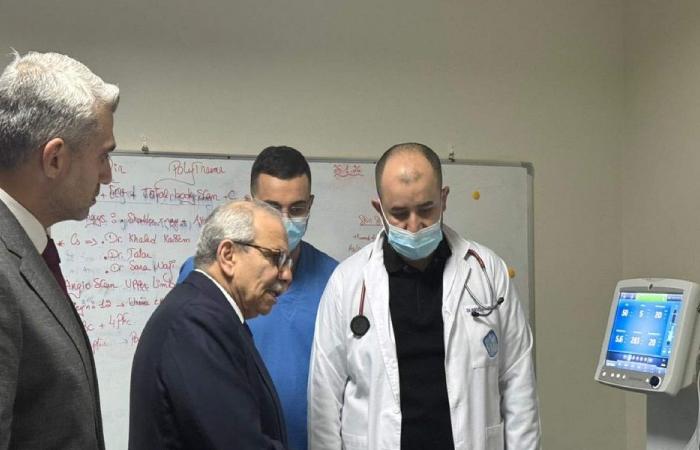 سلام يتفقّد جرحى انهيار المبنى ويعقد اجتماعًا في طرابلس