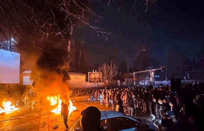 فضيحة في تل أبيب.. ناشطة إسرائيليّة شاهدت خبر مقتلها في إيران! (صورة)