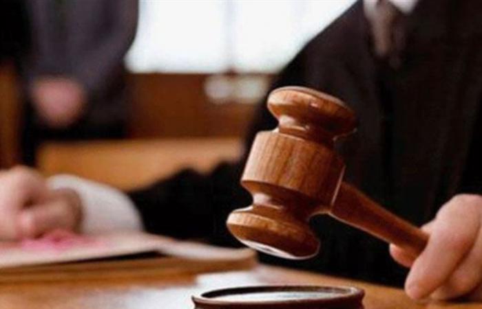 إعلامية عربية شهيرة متّهمة باحتجاز عاملتين منزليتين.. والقضاء يتدخل