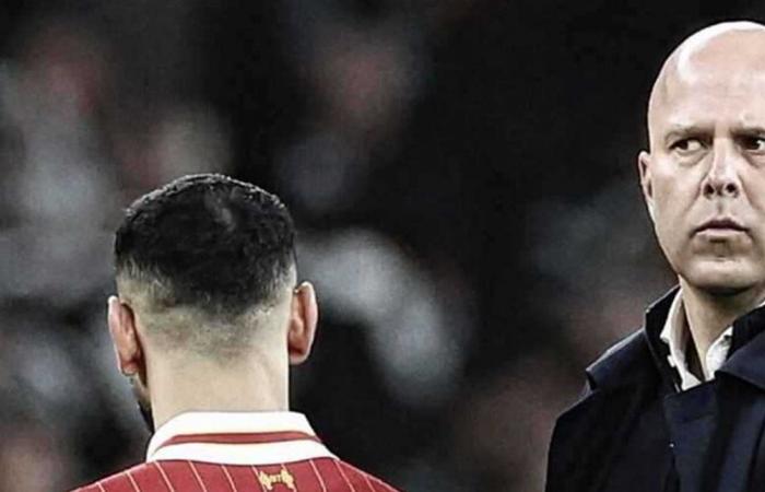 سلوت يكشف دوره في عودة صلاح مع ليفربول