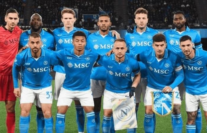 نابولي يعوض إخفاقه الأوروبي