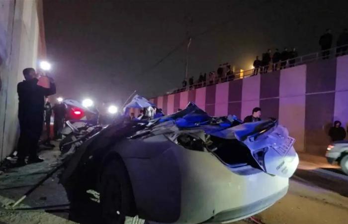 السيارة سقطت من أعلى جسر... وفاة عائلها بأكملها في حادث سير مروّع في العراق
