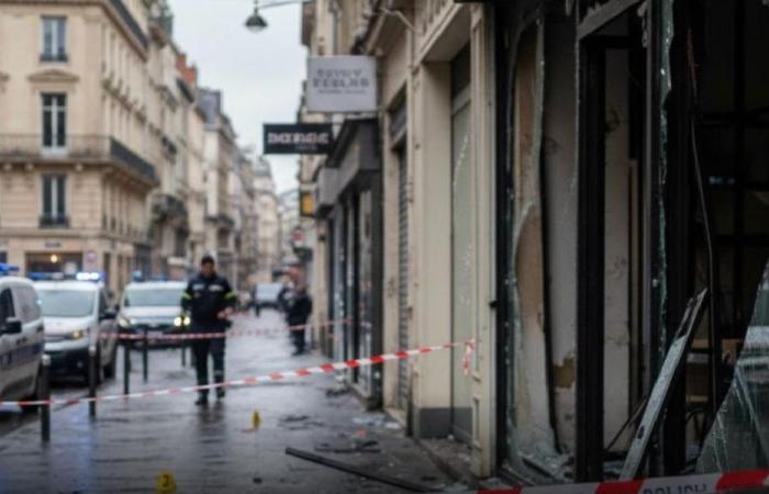 في فرنسا.. انفجار قنبلة يدوية داخل صالون تجميل