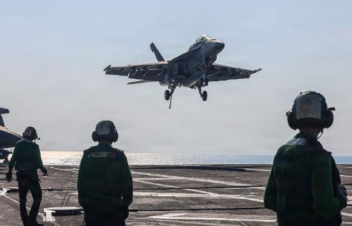 ويتكوف يزور حاملة الطائرات الأميركية في الشرق الأوسط​