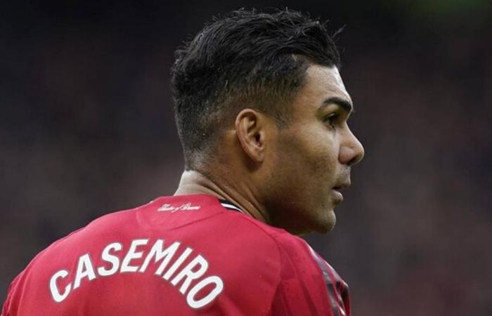 بصفقة قياسية.. مانشستر يونايتد يحدد بديل كاسيميرو