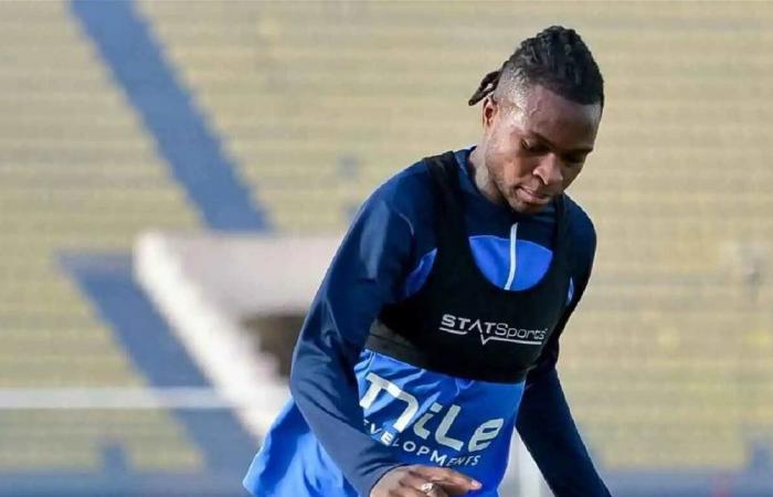 شيكو بانزا يثير غضب جماهير الزمالك قبل مواجهة كايزر تشيفز