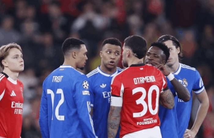 مبابي يدعم فينيسيوس بعد تعرضه لـ"إساءة عنصرية"