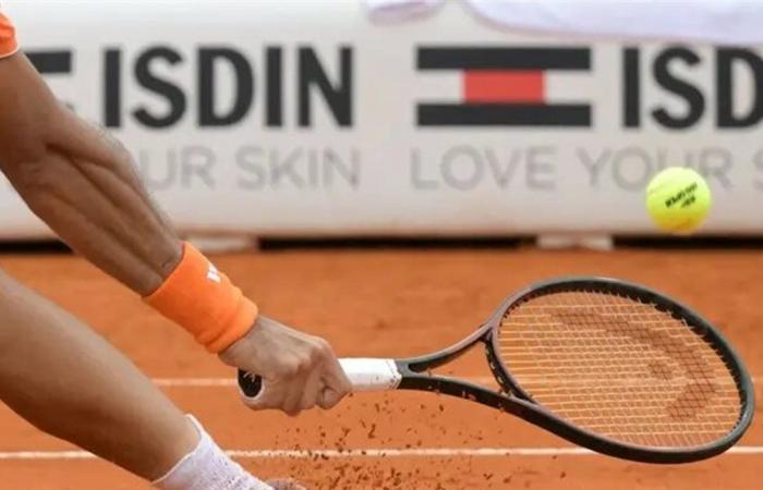 تبرئة ثلاثة لاعبي تنس بعد تناول لحوم ملوثة