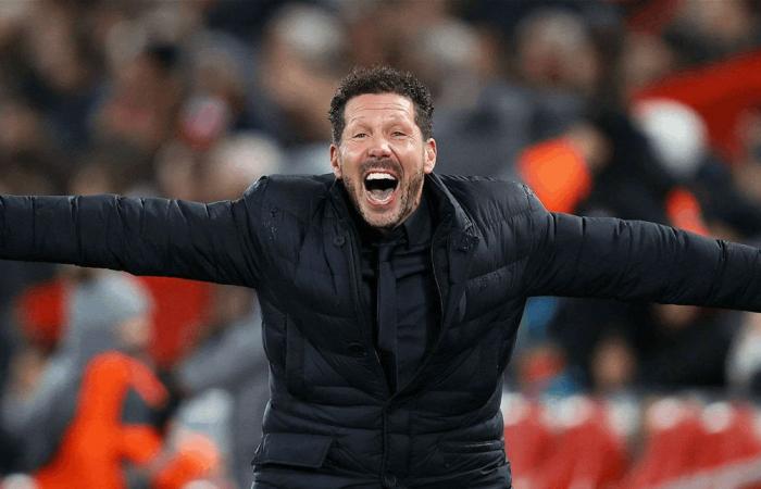 بعد الحقبة الطويلة.. هل انتهت أطول رحلة تدريب لسيميوني مع أتلتيكو مدريد؟