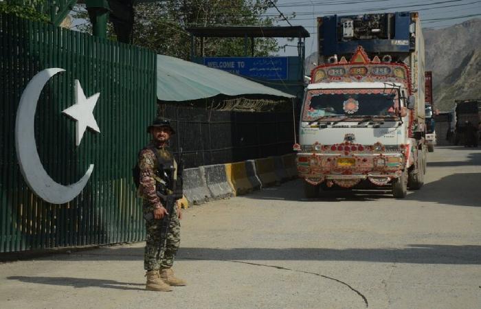 مقتل 5 من أفراد الأمن بهجوم شمال غرب باكستان