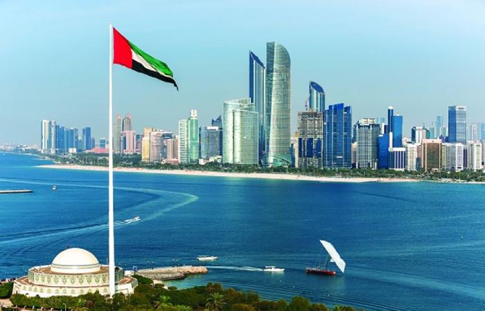 الإمارات: قرار الحكومة اللبنانية محطة محورية