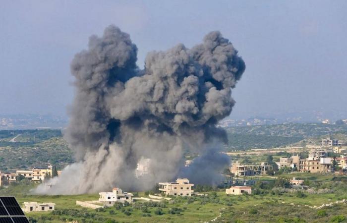 ضحايا وجرحى من النازحين في غارة على معركة