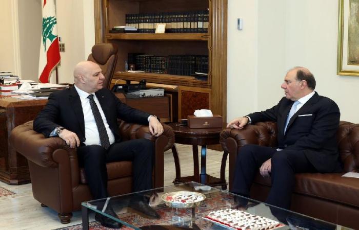 حاكم مصرف لبنان يطمئن: تدابير للحفاظ على الاستقرار النقدي