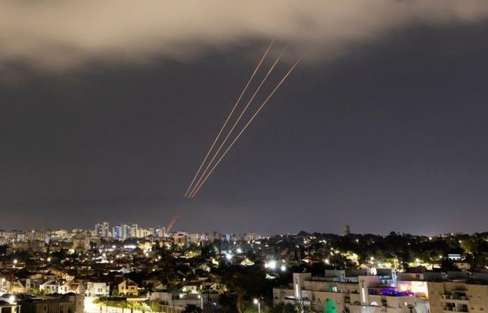 هجوم مزدوج من إيران و”الحزب” يستهدف إسرائيل