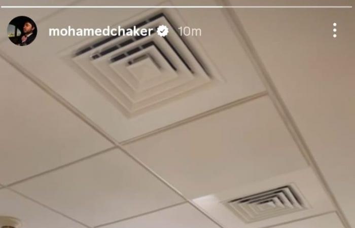 "خلصنا"... هذا ما أعلنه الفنان محمد شاكر من داخل المستشفى (صورة)