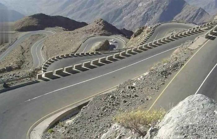 مصرع 5 من أسرة واحدة بحادث سير مروع في ذمار اليمنية