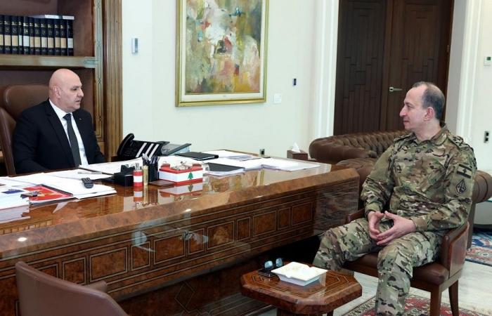 عون لقائد الجيش: لتعزيز الاجراءات الأمنية