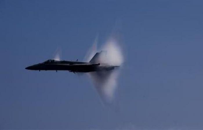 جدار صوت عنيف يهز بيروت وضواحيها (فيديو)