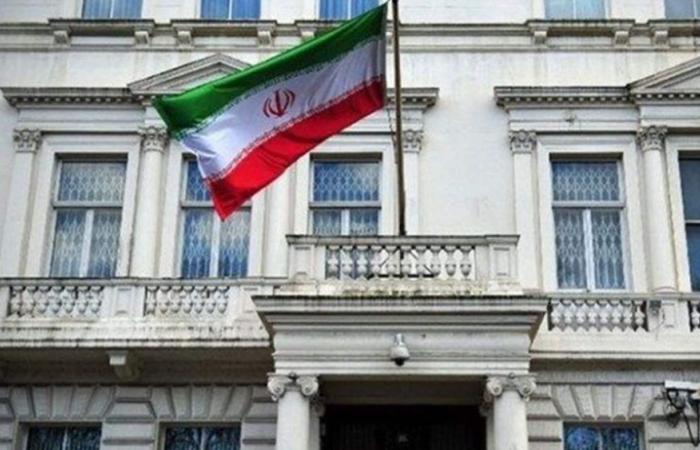 باقٍ في لبنان.. السفير الإيراني يرفض الامتثال لقرار “الخارجية”!