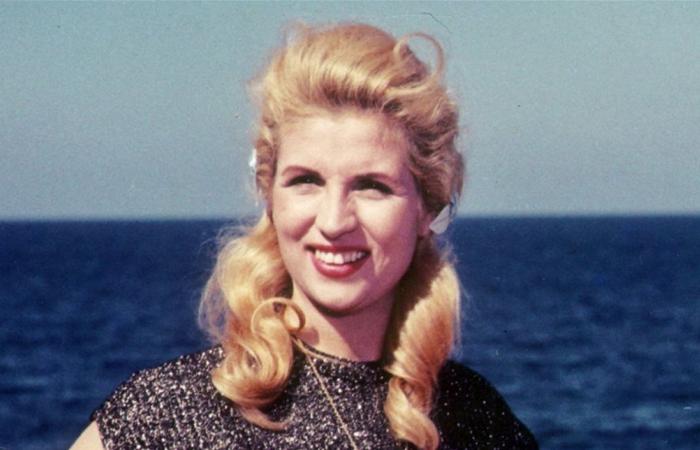 زوجها مصاب بالسرطان ويتلقى العلاج في المستشفى... إبنة شقيقة صباح تُطلق نداء إستغاثة