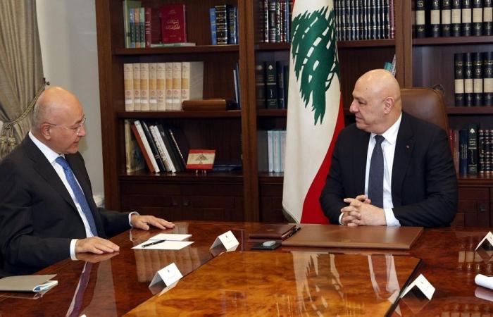 عون: الحكومة تعمل لتأمين الرعاية للنازحين