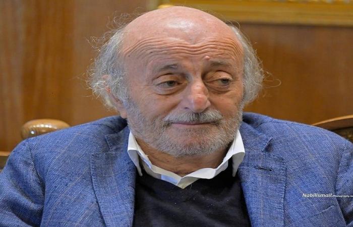 جنبلاط: يمكن التفاوض مع الحزب لنزع السلاح