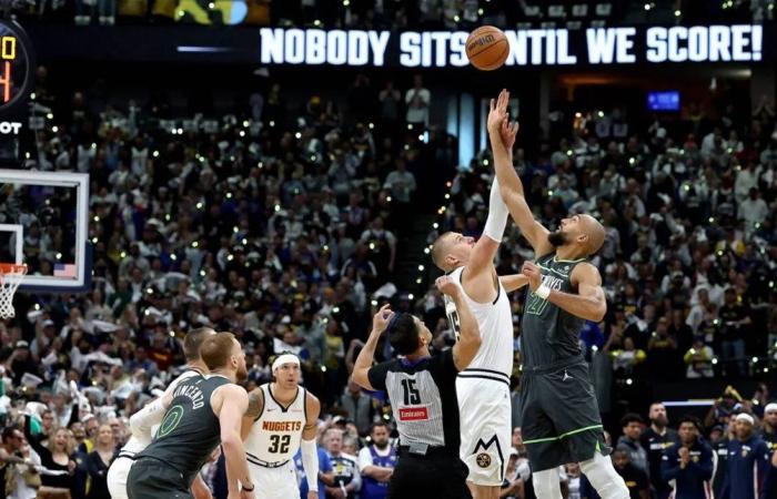 فوز رباعي قوي في افتتاح البلاي أوف يشعل المنافسة