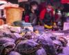 بعد الخفافيش هلع بووهان الصينية.. طالب يصاب بالكوليرا بسبب سلاحف في سوق للأغذية